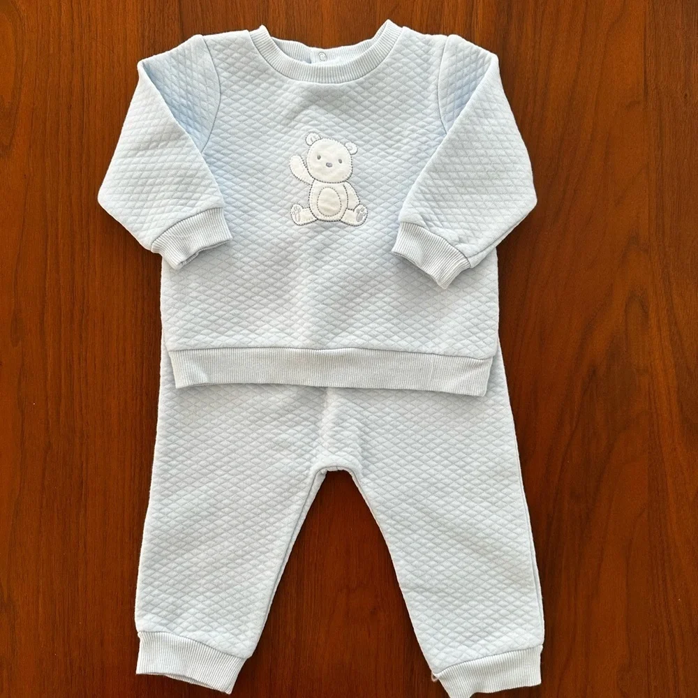 Little Me baby boy 2 piece set. Adorable Light Blue and Teddy bear size 6 months